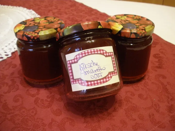 Kirsch - Amaretto Marmelade