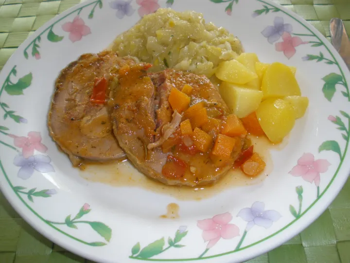 Gefüllter Putenrollbraten aus dem Crock Pot