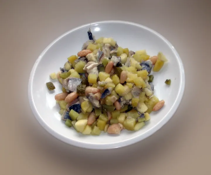 Klassischer Matjessalat