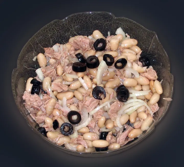 Bohnensalat mit Thunfisch