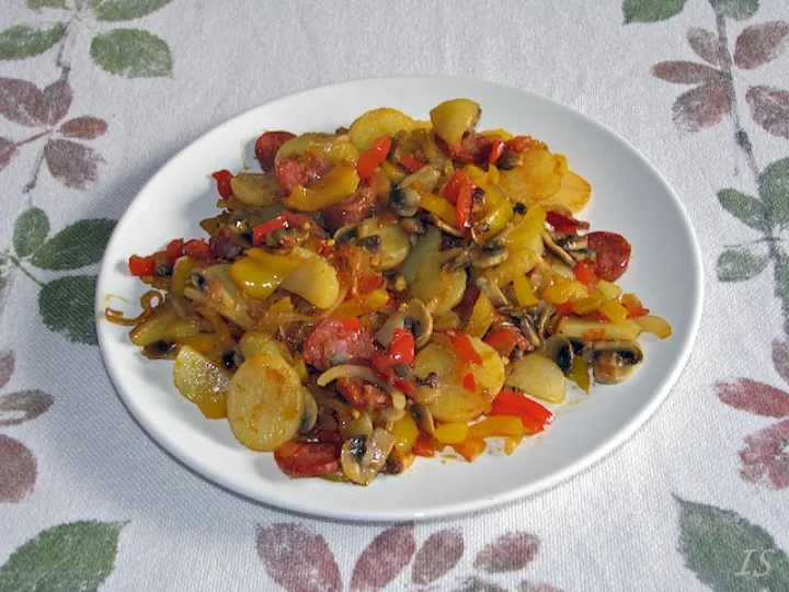 Kartoffelpfanne mit Chorizo
