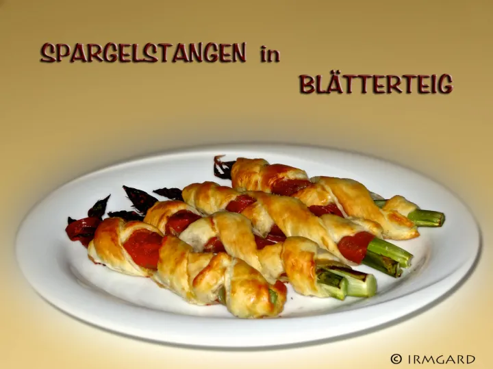 Spargelstangen in Blätterteig