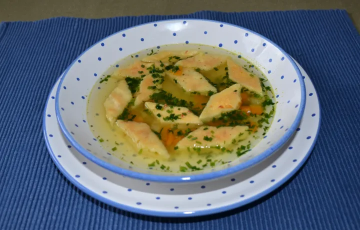 Kaiseschöberl-Suppe