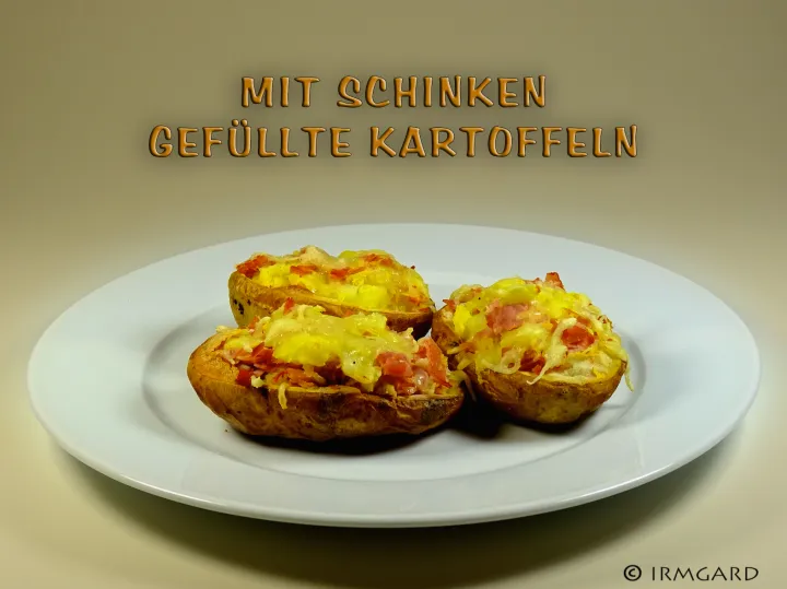 Mit Schinken gefüllte Kartoffeln