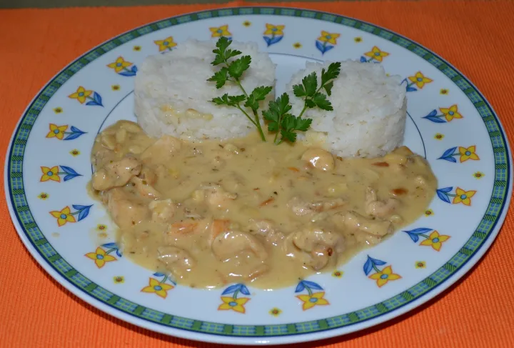 Hendl-Geschnetzeltes