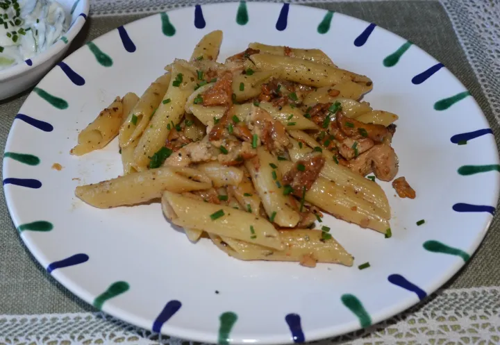 Penne mit Eierschwammerl