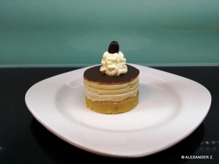 Espresso Marzipan Törtchen