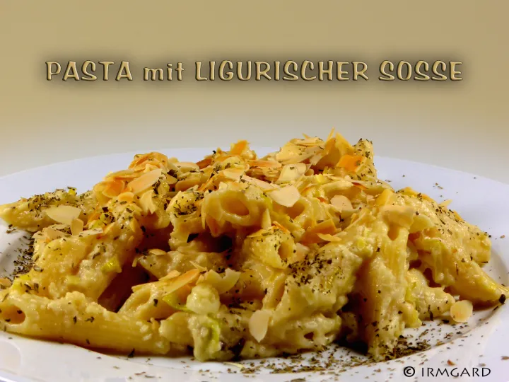 Pasta mit ligurischer Mandelsosse