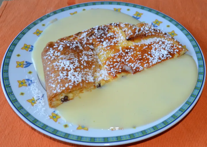 Süßer Topfenstrudel
