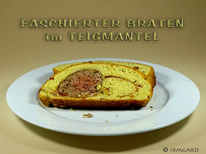 Faschiertes im Teigmantel