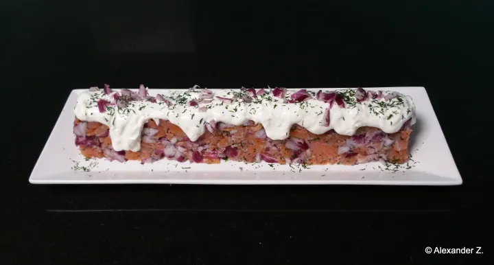 Räucherlachs Rillettes mit Kren - Häubchen