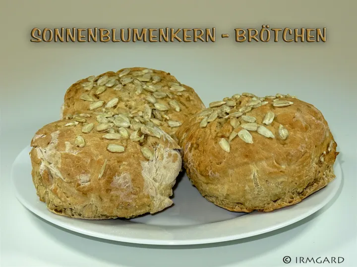 Sonnenblumenbrötchen