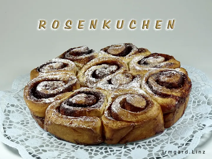 Klassischer Rosenkuchen
