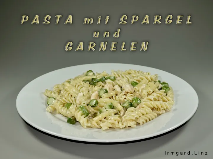 Pasta mit Spargel und Garnelen