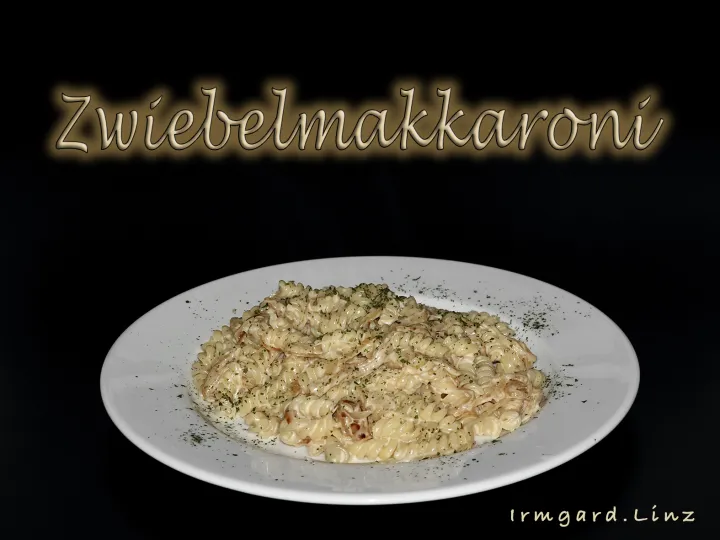 Zwiebelmakkaroni