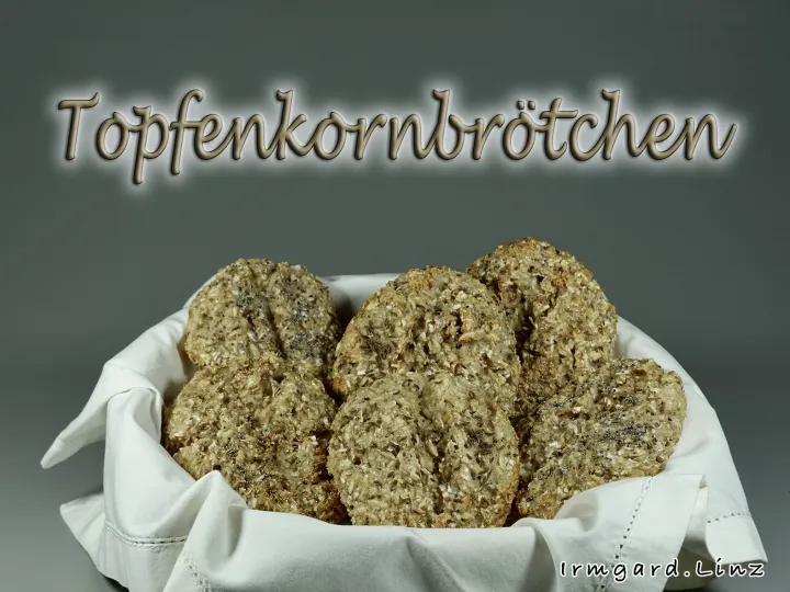Topfenkornbrötchen Rezept