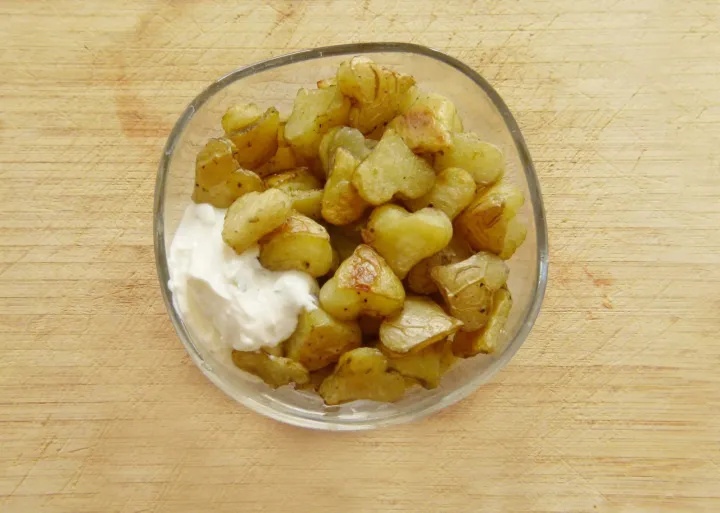 Potatoe Hearts mit Schnittlauchdip