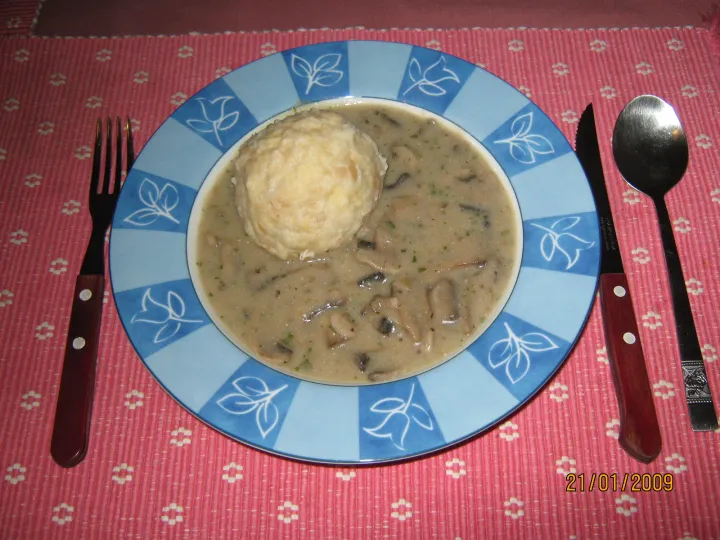 Championsauce & Semmelknödeln