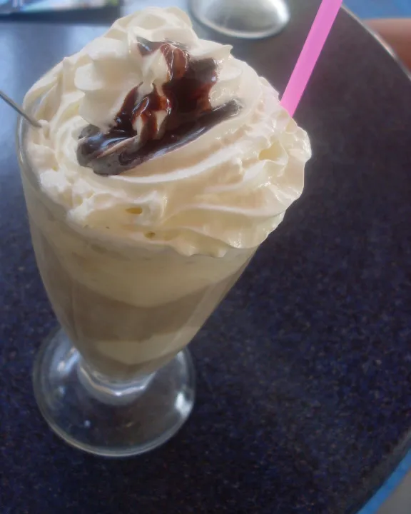 Eiskaffee mit Vanilleeis