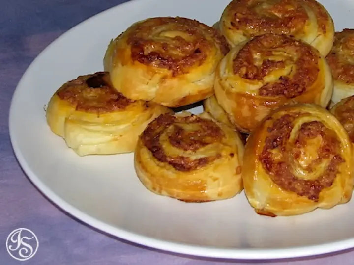 Hackfleisch-Chili-Schnecken