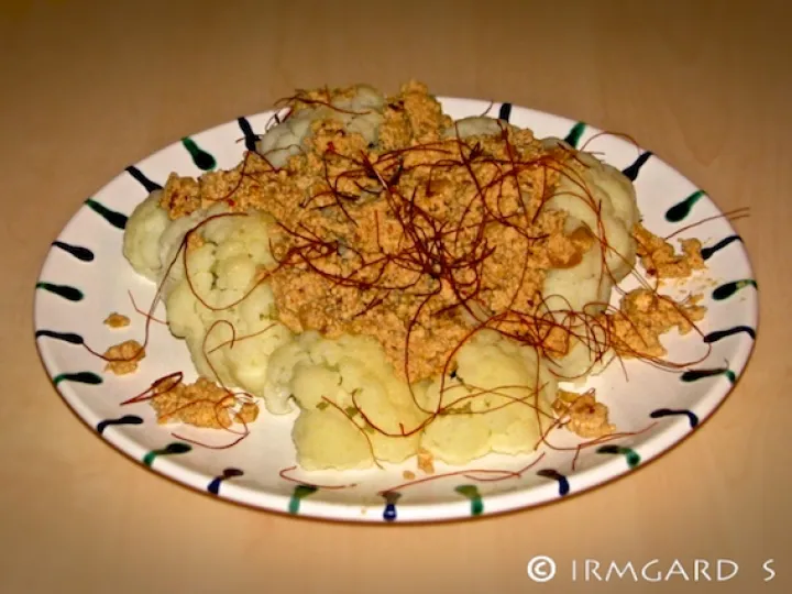 Karfiol mit Räuchertofu