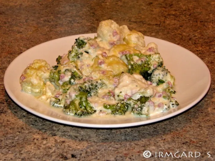 Brokkoli-Karfiol-Auflauf