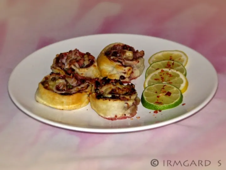 Turkey Cranberry Roll-ups