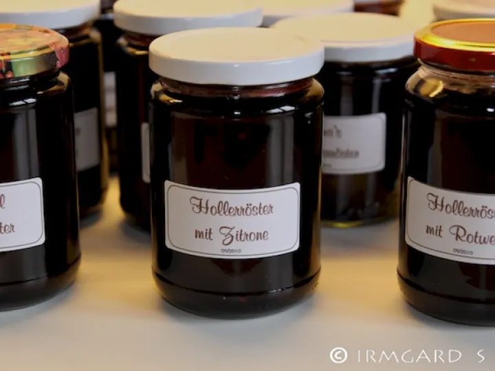 Hollerröster mit Zitrone