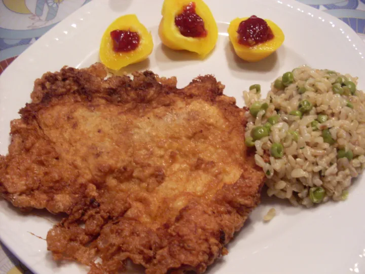 Pariser Schnitzel mit Erbsenreis