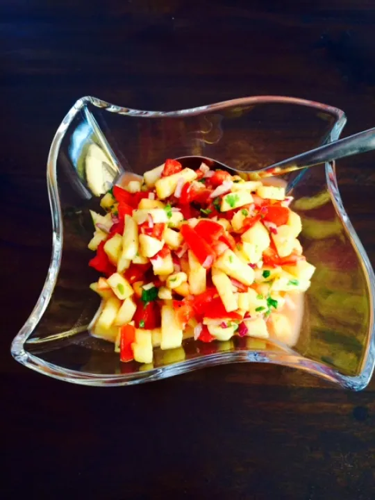 Ananas-Tomaten Salat
