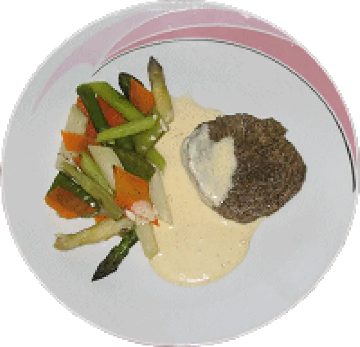 Gedämpftes Rindsfilet mit Kren-Sauce 