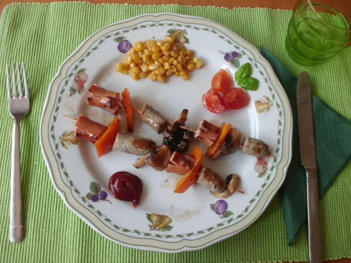 Grillspieße mit Tsatsiki