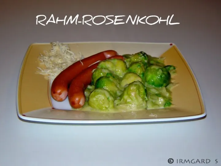 Rahm-Rosenkohl mit Würstl