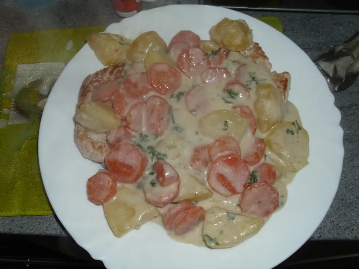 Schnitzel mit Karottenragout