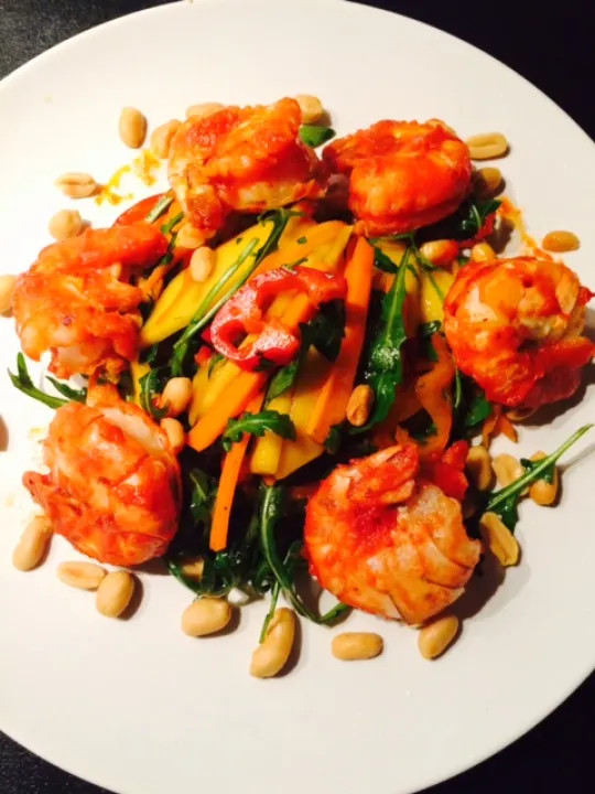 Gemüse-Mango Salat mit Erdüssen