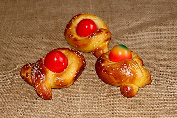 Griechische Osterschleifen