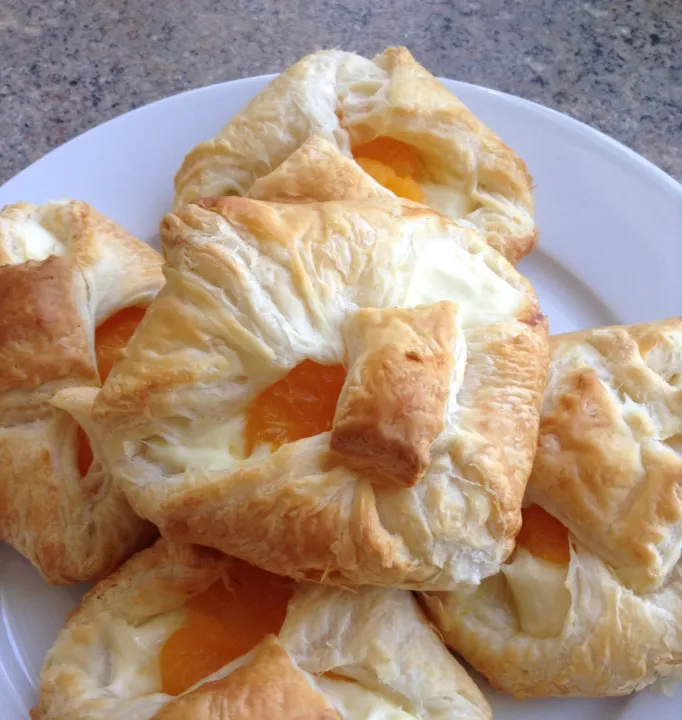 Topfengolatschen mit Mandarinen