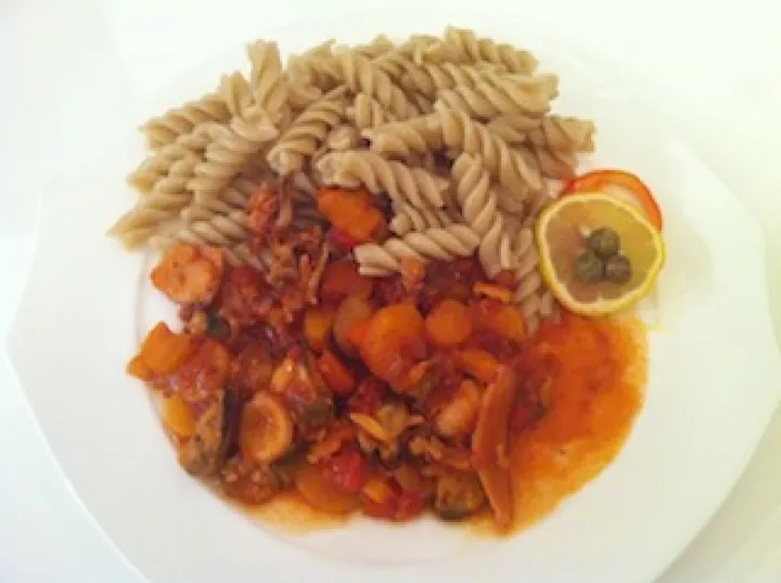 Meeresfrüchtesauce mit Vollkornnudeln