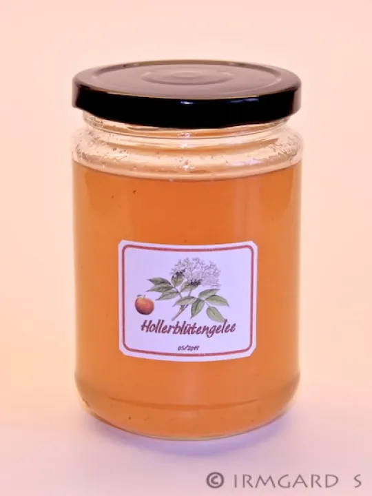 Hollerblütengelee mit Apfelsaft