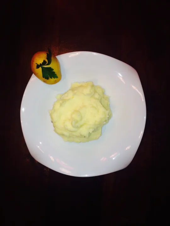 Flaumiges Kartoffelpüree mit ?