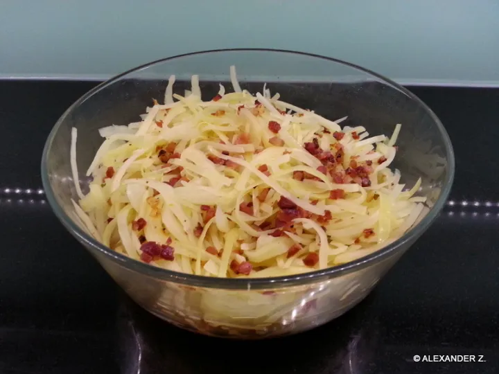 Warmer Krautsalt m. Speckwürfel