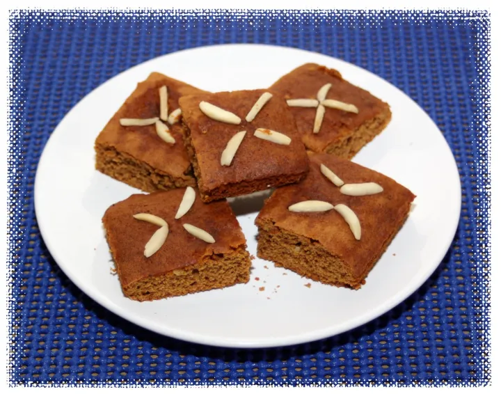 Lebkuchen mit Mandeln