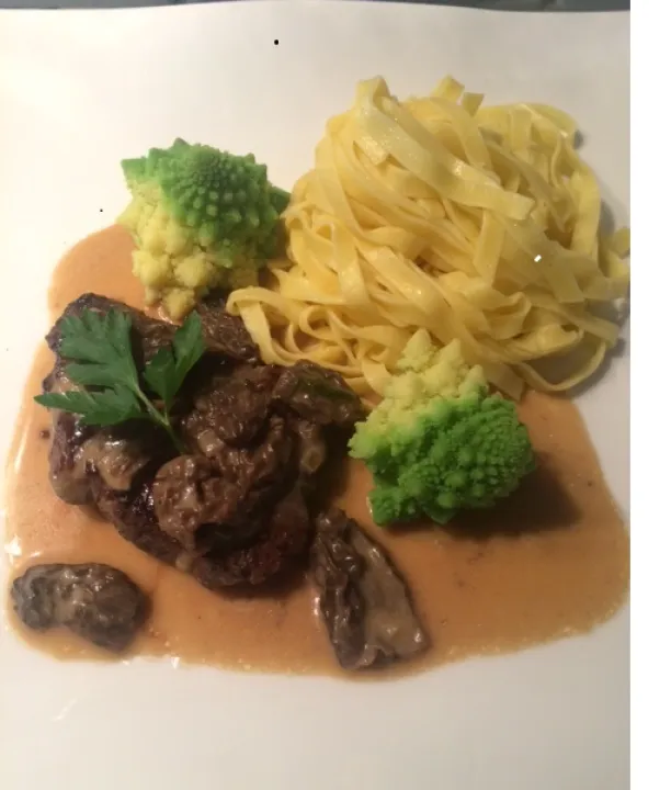 MORCHELRAHM Sauce mit Rinderfilet