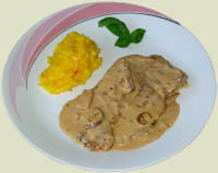 Kalbsschnitzel in Steinpilzrahmsauce