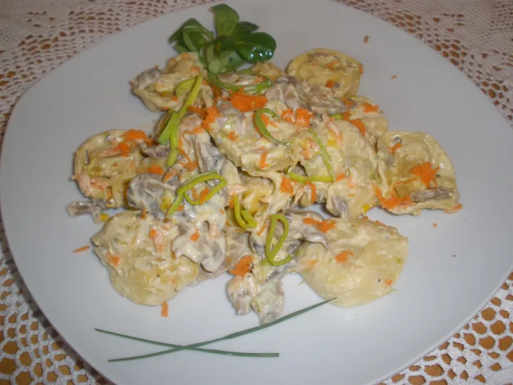 Tortellini in Champignon - Lauch - Soße