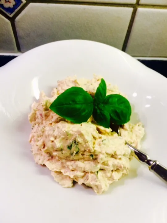 Tomaten-Basilikum Aufstrich